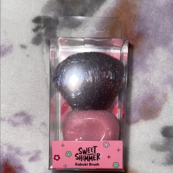 Ulta Beauty Sweet Shimmer Skincare Set - Pink and Red - Picture 2 of 4